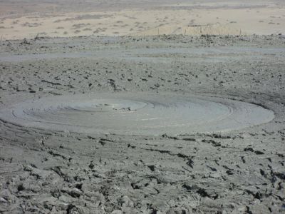 Volcano in Hingol 
لیچ ءُ  مین
Lech o Mein
ادا زمین ءَ چہ لیچ ءُ میں بُلبلکی جنت  ھروھدا لیچ ءُ مین زمیں ءِ چیر ءَ چہ درکاہنت ۔ بلے ھنچو مالوم بیت کہ ادا گیس است انت کہ کم کم ءَ درکاہنت ۔ اگاں لیچ ھمک وھدءَ دراتکیں تنیگہ ٹوہیں کوہ ءِ مک بوتگ ات ۔
